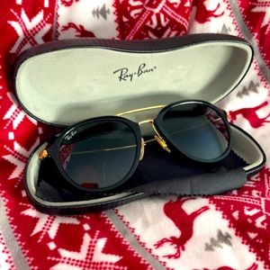 Ray Bans sunglasses
